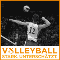 Trib�nen stehen schon in Linz!